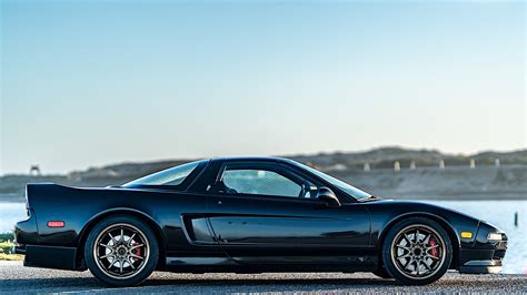 First Gen Acura NSX Is An All Black Blast From The Past Autoevolution