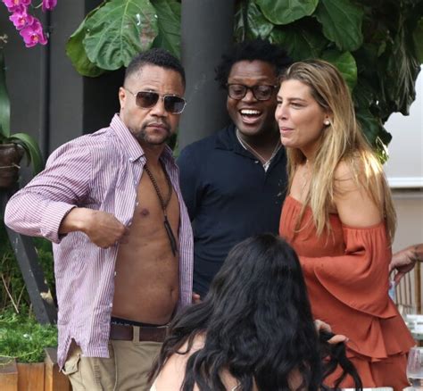 cuba gooding jr et claudine de niro inséparables friendzone ou love story purepeople