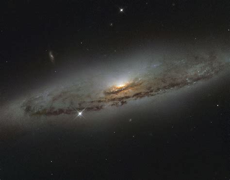 Descubren La Galaxia Más Grande Jamás Conocida En Todo El Universo Business Insider España