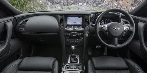 Here are the 2017 infiniti qx70 rankings for mpg, horsepower, torque, leg room, head room, shoulder room, hip room and so forth. 2017 Infiniti QX70 - interior | Infiniti, Nissan