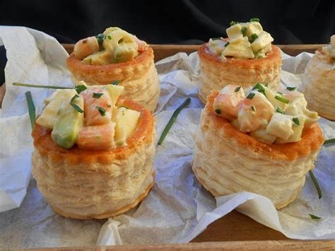 Receta de pizza de champiñones si eres amantes de los hongos, esta receta de pizza de champiñones será tu preferida. 10 canapés: los más fáciles y vistosos | Cocina