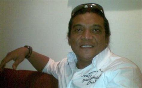 Penyanyi campursari didi kempot (kanan) menghibur para penonton saat konser di kelapa gading, jakarta, 19 januari 2020. Didi Kempot Penyanyi Paling Populer di Suriname ...