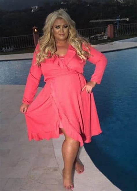 gemma collins shows off her curves as she sunbathes on us getaway extra ie