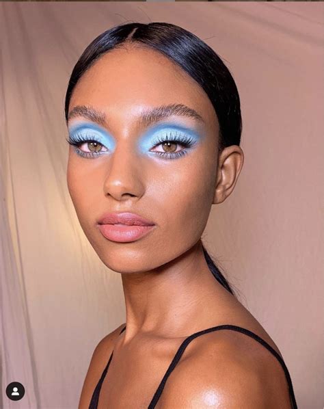 Pin By Mario Johnson On Classic Blue Monochromatic Makeup Blue