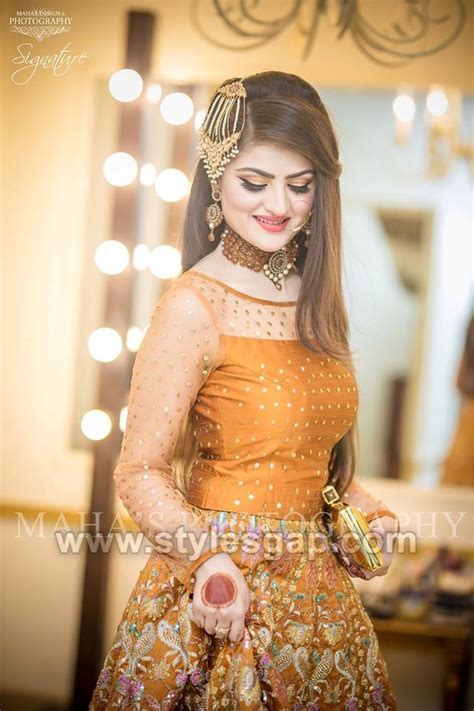 Latest Bridal Mehndi Dresses Designs 2023 2024 Collection Vlrengbr