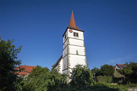 Finden sie ihr passendes haus zum thema: Die Kilianskirche in Bissingen