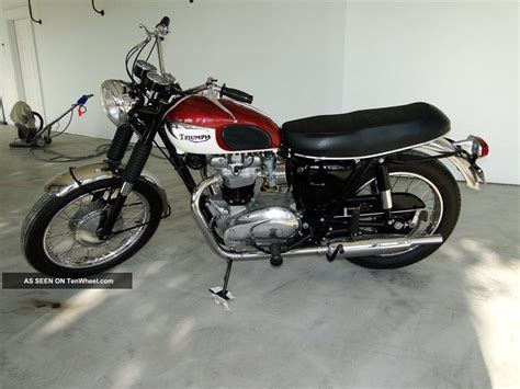 This motorcycle has to be one of the most iconic british bikes ever made. 1967 Triumph Bonneville T120
