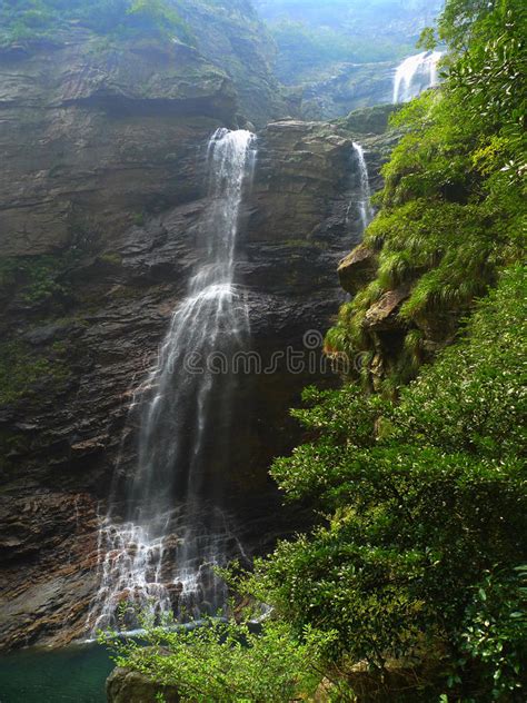 Waterfall In Lushan Mountains Stock Image Image Of Creek Chinese