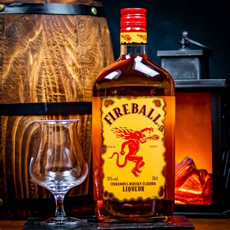 Fireball Cinnamon Whisky Liqueur Whiskyde Zum Online Shop
