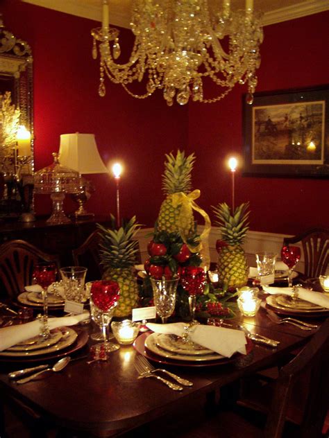 Organize dining room designs and ideas with traditional styles and layouts. Colonial Williamsburg Christmas Table Setting with Apple ...