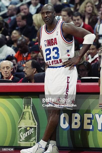 Michael Jordan 2003 Photos Et Images De Collection Getty Images