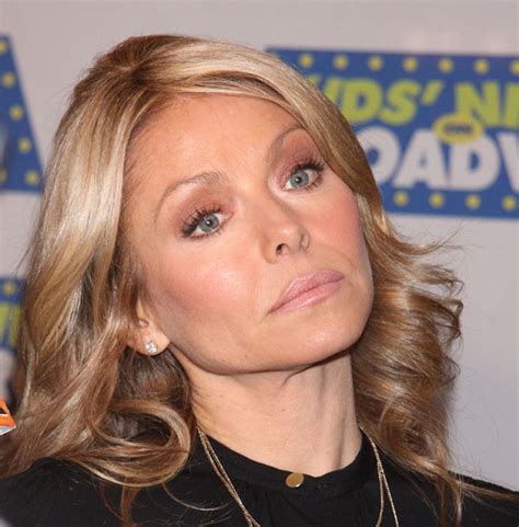 Still Jealous 8 Shocking Things That Happened As Kelly Ripa And Michael