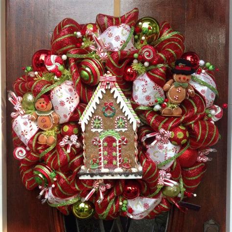 Maybe you would like to learn more about one of these? Large Gingerbread House Wreath | Etsy | Diy christmas ...