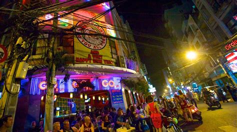 pham ngu lao street tours book now expedia