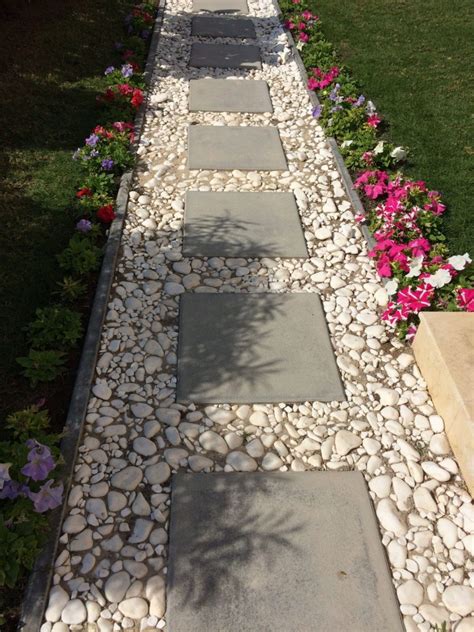 40 Simply Amazing Walkway Ideas For Your Yard Gardenholic