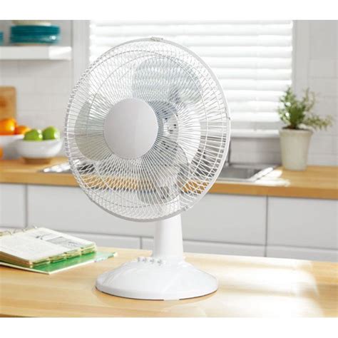 Mainstays 12 Table Fan 3 Speed Oscillating Fan