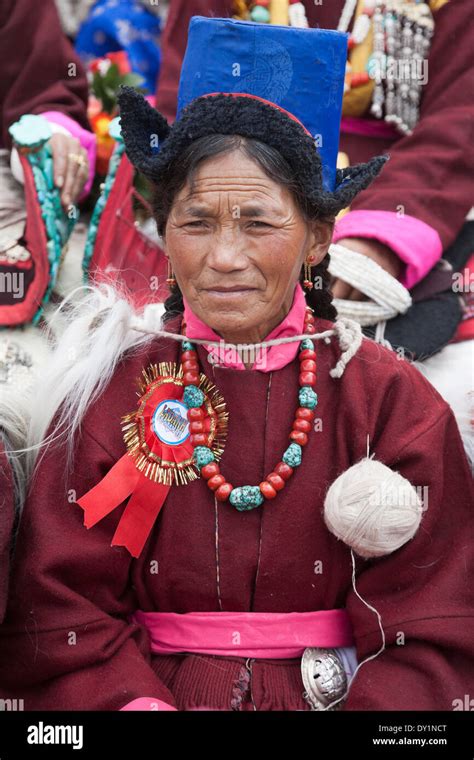 Leh Ladakh India Tibetan Woman In Traditional Clothing Ladakh Stock