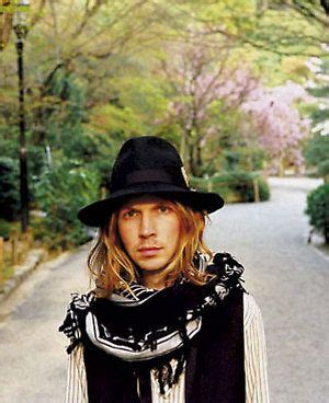 The Beck Not That Crazy Beck That Needs To Go Away Music Love Good