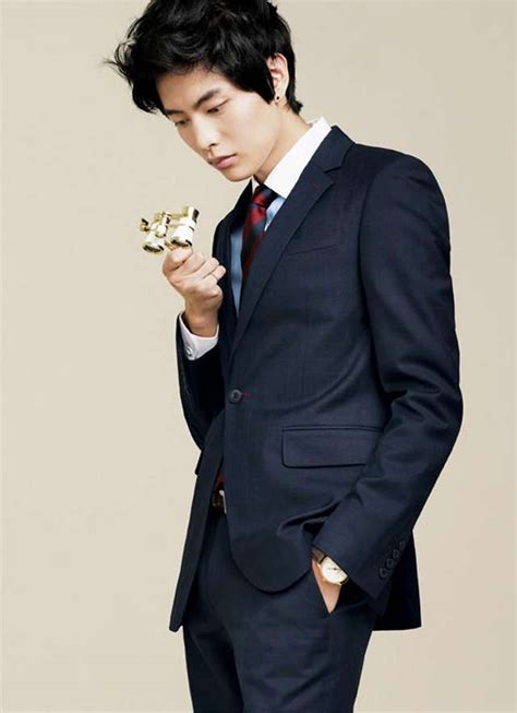 Lee Min Ki Dons The Class Spring 2012 Collection Couch Kimchi