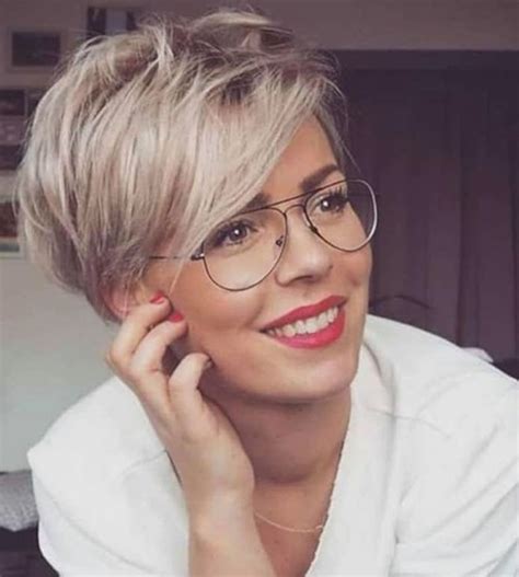 The Most Flattering Short Haircuts For Thin Hair Fashionisers©