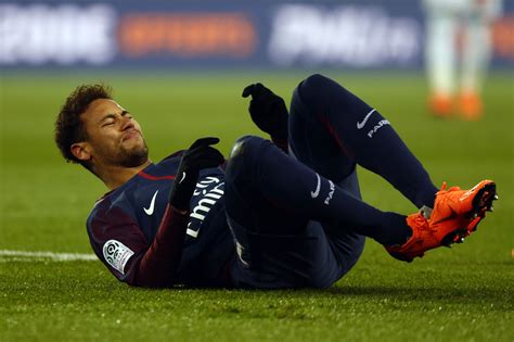 What does Neymar's injury mean for Real Madrid?