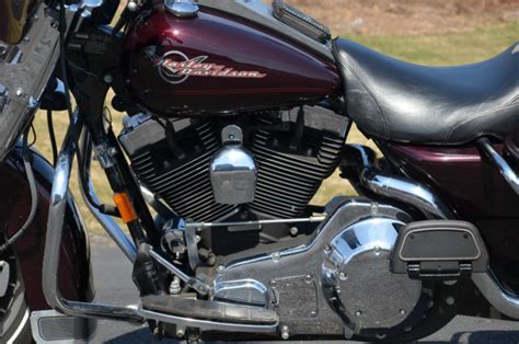 Like the motorcycle for which it is made, our stealth batwing fairing™ is the. Harley Davidson Road King FLHRI w/ Electra Street Glide ...