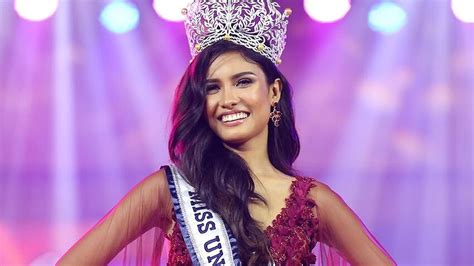 Sbs Language Rabiya Mateo Of Iloilo Crowned Miss Universe