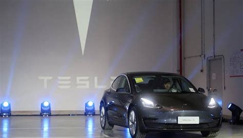 Tesla Becomes Worlds Second Most Valuable Carmaker Overtaking Volkswagen