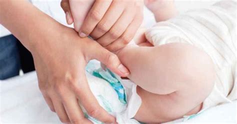 Terdapat beberapa jenis ruam kulit yang sering dialami bayi. Tak Mahu Anak Kena Ruam Lampin, 4 Jam Sekali Patut Tukar ...