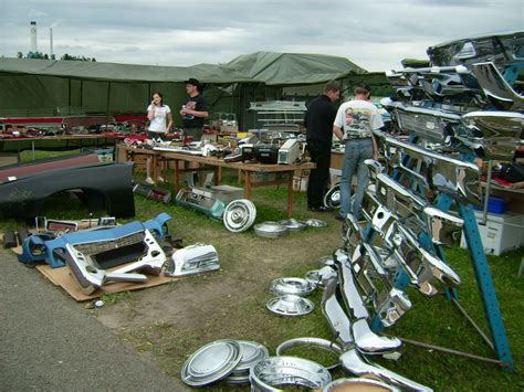 Where to Find Hard-to-Find Parts For Classic, Vintage & Antique Cars