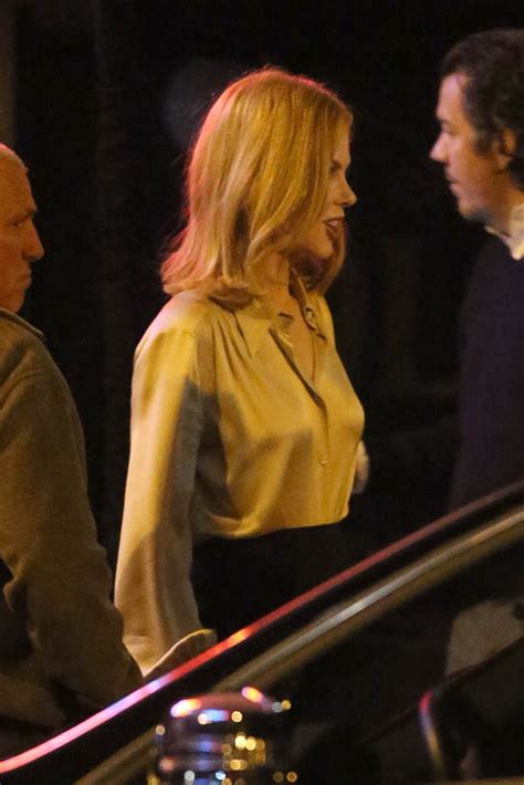 Secret in their eyes is a 2015 american thriller film written and directed by billy ray and a remake of the 2009 argentine film of the same name, both based on the novel la pregunta de sus ojos by author eduardo sacheri.the film stars chiwetel ejiofor, nicole kidman, julia roberts, dean norris, and michael kelly. Julia Roberts and Nicole Kidman on the set of The Secret ...