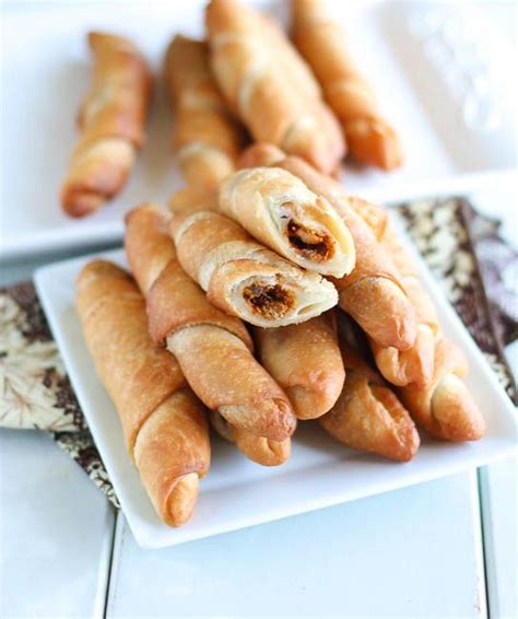 Roll fish fillets around a tasty stuffing made with fresh breadcrumbs, sauteed onions and celery, and simple seasonings for baking in muffin tins. African Fish Roll(Fish pie) | Recipe | Pinterest | Butter ...
