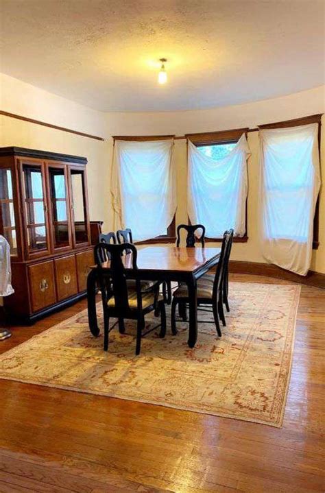 Seafood restaurants in mankato on yp.com. 1903 Queen Anne in Mankato, KS - Old House Dreams