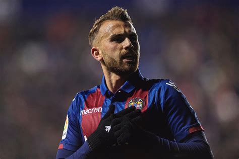 Fiche du joueur football borja mayoral, jouant dans le club de levante. Borja Mayoral - Borja Mayoral Moya Fifa 19 Rating Card ...