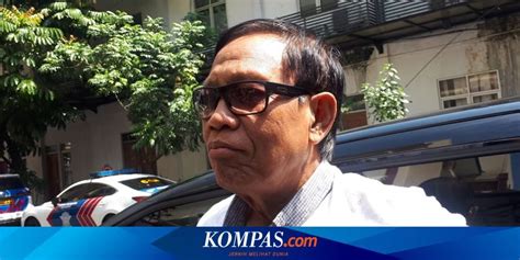 Dekorasyon için plastik ürünler, spor zemin malzemeleri, diğer, zemin inşası ve fayans müteahhitleri. Profil Tarzan, Pelawak Senior Anggota Srimulat