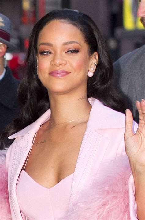 Rihanna In Pink At Good Morning America 12 Gotceleb