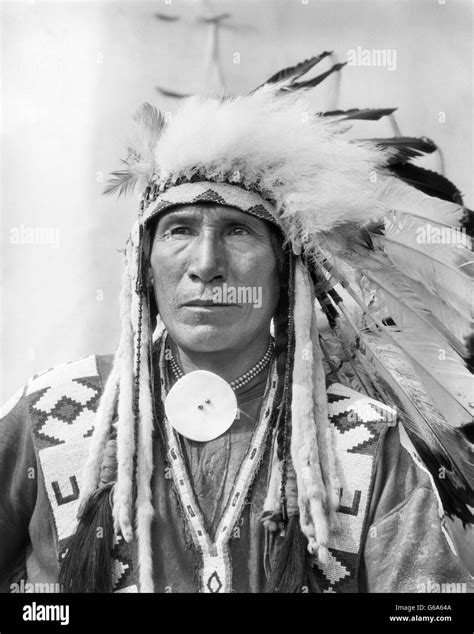 1920s Portrait Native American Indian Man Chief Sitting Eagle In Full