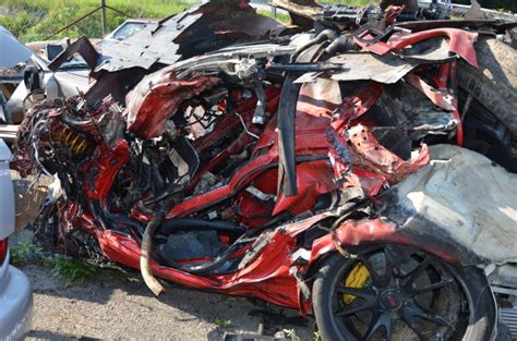 Porsche 911 Gt2 Rs Crash At 160 Mph Autoevolution