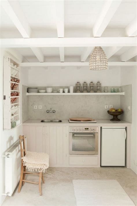 40 Marvelous Small Apartment Kitchen Remodel Ideas Page 28 Of 41