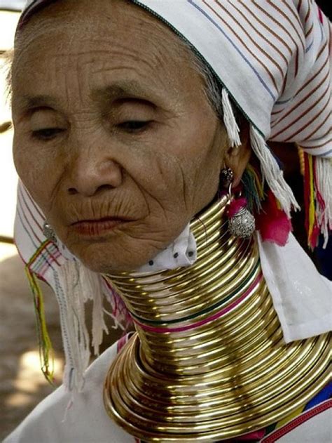 Padaung Ring Neck Stretchers Women Beautiful People Culture