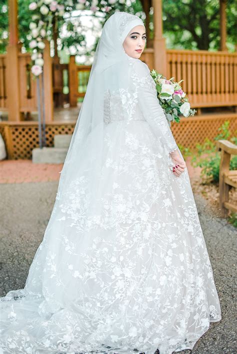 Tips For Choosing The Perfect Hijab Wedding Dress