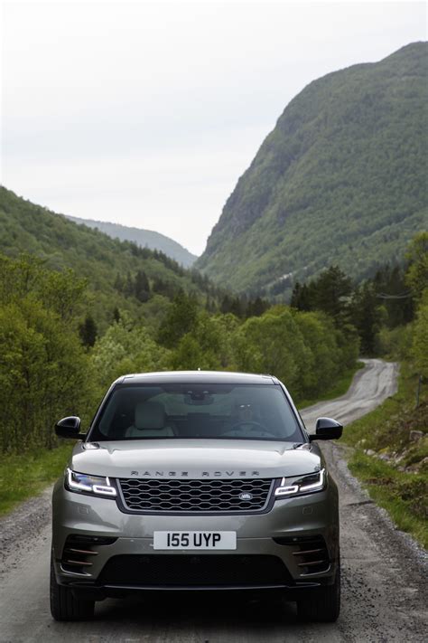 How much to lease a range rover velar. Mid-size Range Rover Velar has star power - The Courier