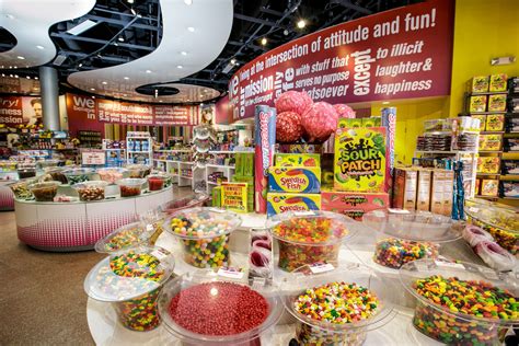 Itsugar Universal Citywalk Hollywood Candy Store Easter Candy