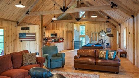 The Ponderosa Country Barn House That Exceeds The Expectations Of The