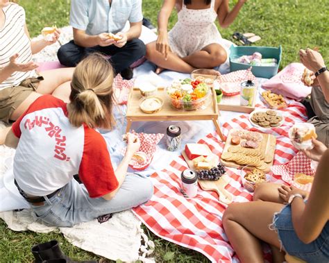 6 Things You Must Pack For A Summer Picnic Society6 Blog