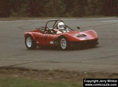 This is one of my decent laps around schenely park. s ??? D Sports Racer