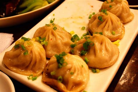 Lakwatsa Connoisseur: Family Night Out: Xiao Long Bao at Su Zhou