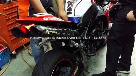 The yamaha yzf r1 is a legendary name in the fraternity of sportsbikes. Yamaha R1 Bazzaz ZFi, Two Brothers - Motodynamics ...