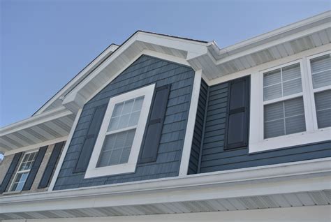 Pacific Blue Vinyl Siding By Certainteed This Shows The Horizontal