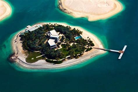 Based on the palm's success, dubai's located just three miles off the coast of dubai, the 300 islands that made up the world islands are supposed to resemble a world map when viewed. The World, Dubai - An Amazing Ambitious Property Development